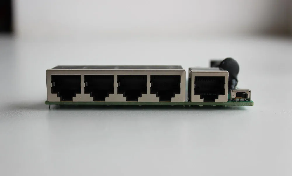 Ethernet ports on a server